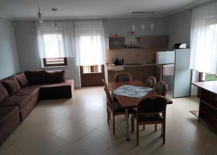 Πανσιόν Goscinne Sliwka Mrzeżyno